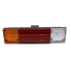 APEX | AP0014 | LANTERNA TRASEIRA TRICOLOR FORD CARGO MODERNO MB 710/912/1214/1418/1618/1718/2318 COM VIGIA/LUZ PLACA COM CONECTOR/PLUG RETANGULAR 5 VIAS