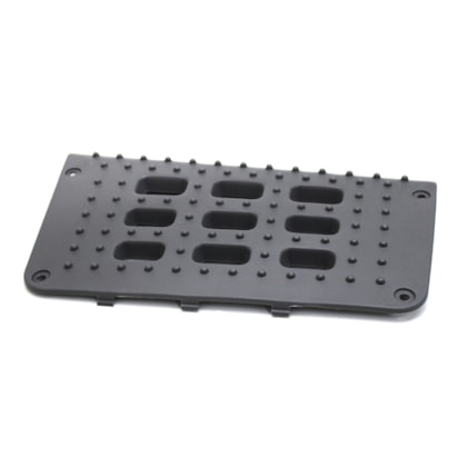 AUTOPLAST | AP583 | TAPETE/PISANTE ESTRIBO INFERIOR LE VW CONSTELLATION 13180E/15180E/17250E/24250E | VW CONSTELLATION COMPACTOR/ROBUST (9 FUROS)