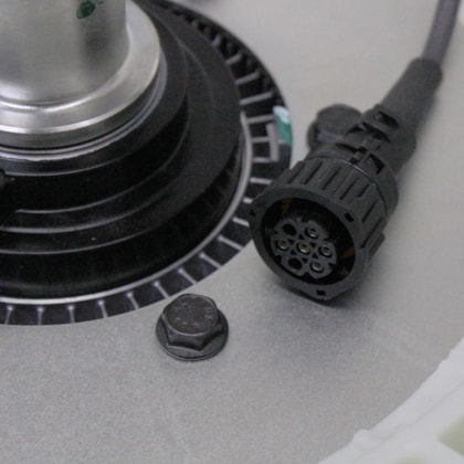 BORG WARNER | 178070000602 | CONJUNTO HELICE PLASTICO 11PAS COM ARO E VISCOSA COM CHICOTE ELETRICO MB ATEGO/ONIBUS MOTOR OM926LA EURO 5