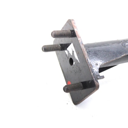 FADO | F6703A | SUPORTE/VARAO PARALAMA LD TRASEIRO (PARTE DIANTEIRA) FORD CARGO (...2011)