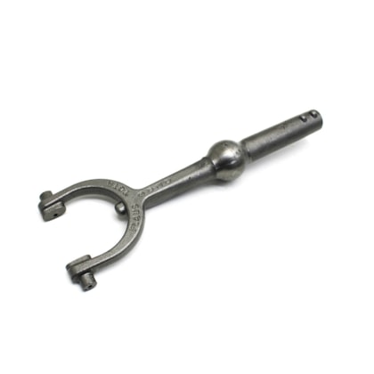 FLAUS | 808020 | GARFO ACIONAMENTO EMBREAGEM MB AGL 1313/1513/2013/2213 | MB 608/708 (MODELO CURTO) (FUNDIDO) (ROSCA M10X1,5)