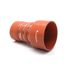 FLEXFAB | 7C356C640AA | MANGUEIRA INTERCOOLER 63,50X83X142MM F250/F350/F4000 MOTOR CUMMINS SERIE B