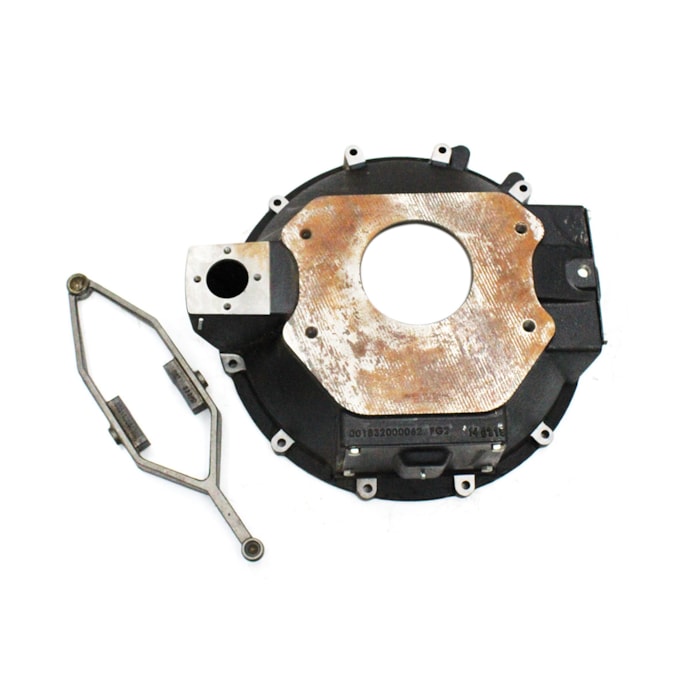 FORD MOTOR COMPANY | CC457500AA | CARCACA EMBREAGEM COM GARFO FORD CARGO 816/1119 (COM GARFO/ROLETE/PINO ESFERICO)-df710790-feee-478f-b234-2a2657904767