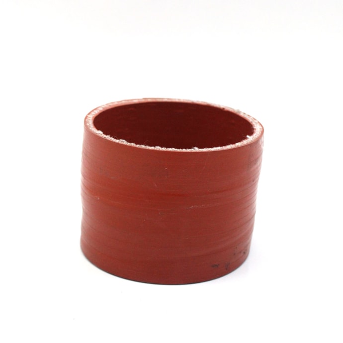 FOUR RUBBER | A3760947082 | MANGUEIRA INTERCOOLER 85X85X70MM LADO FRIO MB-87557bf6-575a-42eb-a53e-cb34c5adcf72