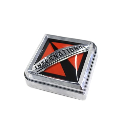INTERNATIONAL | 3813155C92 | EMBLEMA DA GRADE INTERNATIONAL LOGO