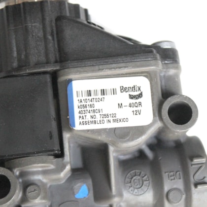 INTERNATIONAL | 4037418C91 | VALVULA MODULADORA AR M-32    ABS BENDIX M40QR