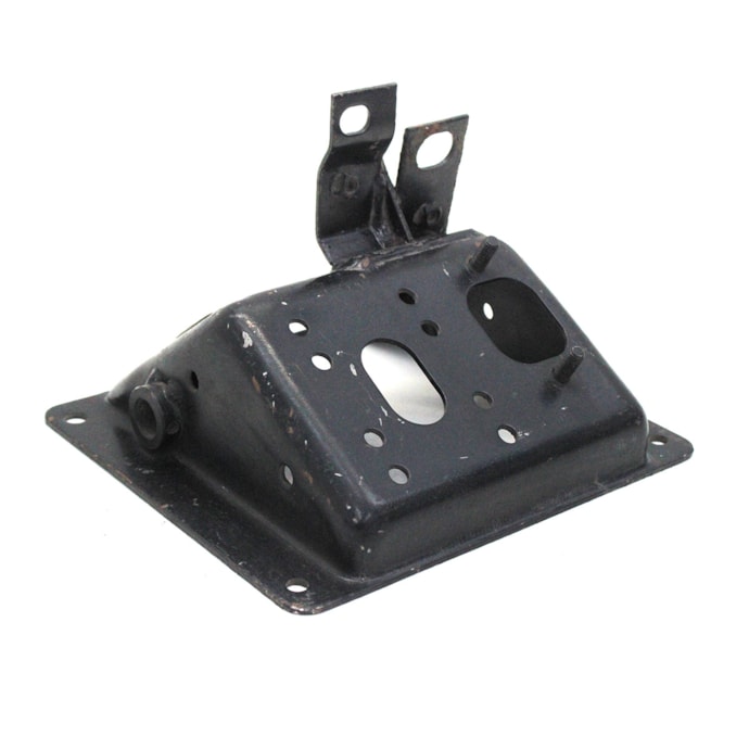 MAN LATIN AMERICA | 2VB721113 | SUPORTE P/MECANISMO PEDAL-b61b6fd6-7da6-4217-8df7-0a4ead0e75f9