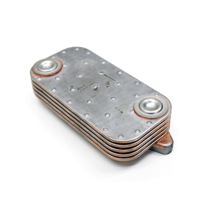 MWM | 7004461C2E | RESFRIADOR OLEO LUBRIFICANTE MOTOR MWM 4.08 TCE