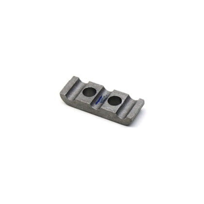 MWM | 920509770044E | ABRACADEIRA TRIPLA FIXACAO TUBO/CANO BICO INJETOR MOTOR MWM (PARA 3 CANOS USE 2 PECAS)