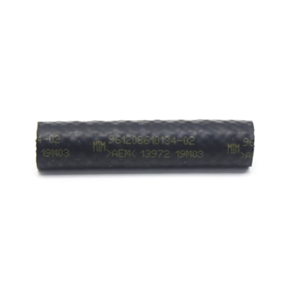 MWM | 961208610134E | MANGUEIRA. TUBO SAÍDA DE ÁGUA COMPRESSOR