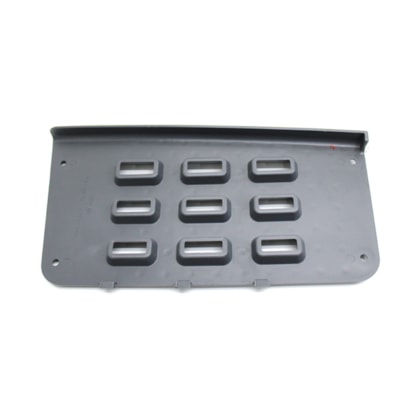 ORIGINAL PRIMER | 2T28216824M2 | TAPETE INFERIOR ESTRIBO TRIPLO LD VW CONSTELLATION (9 FUROS) (CINZA)