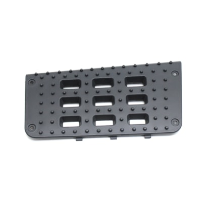 ORIGINAL PRIMER | 2T28216824M2 | TAPETE INFERIOR ESTRIBO TRIPLO LD VW CONSTELLATION (9 FUROS) (CINZA)