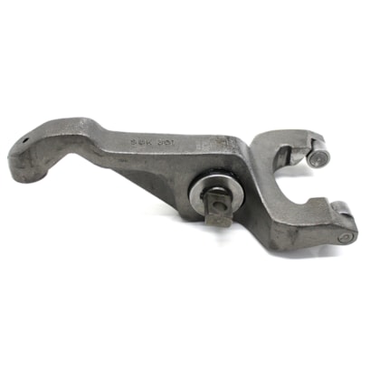 SUK PARTS | SUK301 | GARFO ACIONAMENTO EMBREAGEM VW CONSTELLATION 31330 FORD CARGO 1932E/1933/2622E/2623/2629/3129/3132E/3133