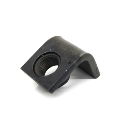 SUK PARTS | SUK586 | PORCA (18MM) M18X1,5MM COM SUPORTE EM L AUTO TRAVANTE | FIXACAO BARRA REACAO/TIRANTE V | VW CONSTELLATION/WORKER 6X4 | FORD CARGO 6X4