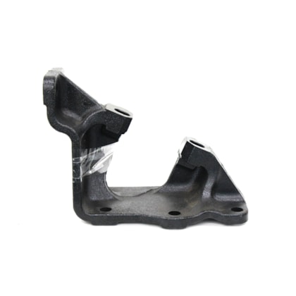 SUSPENSYS | SP155 | SUPORTE/REFORCO LE BARRA REACAO/TIRANTE V VW 26260/31260/31320/31370 6X4 | FORD CARGO 2622/2628/5032/6232 6X4